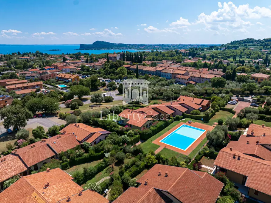 Immagine 7 di Villa in vendita  in Via Vallette a San Felice Del Benaco