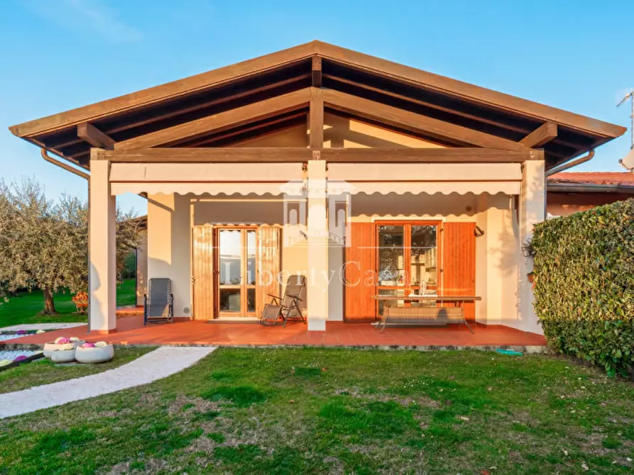 Immagine 8 di Villa in vendita  in Via Vallette a San Felice Del Benaco