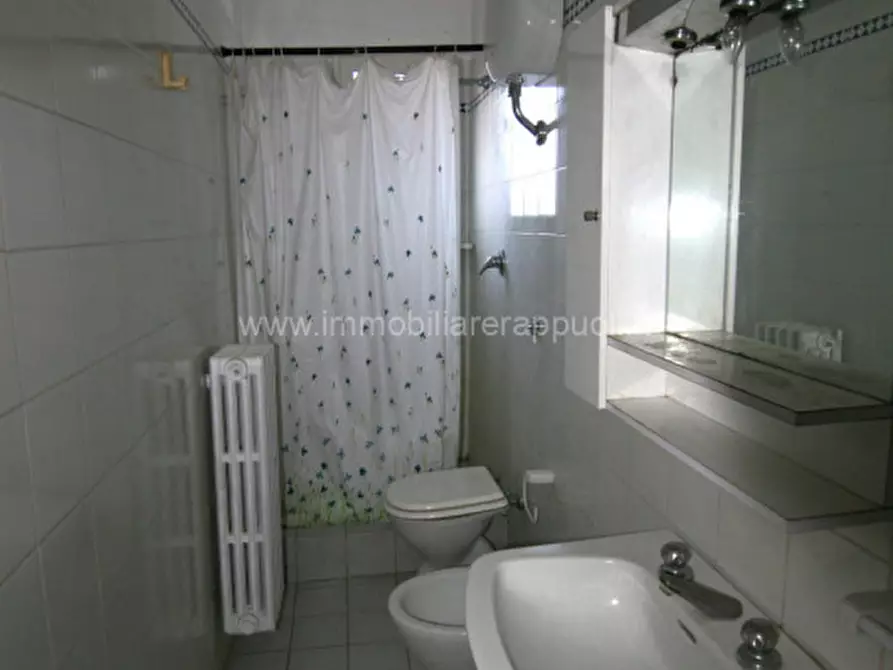 Immagine 8 di Casa indipendente in vendita  a Foiano Della Chiana