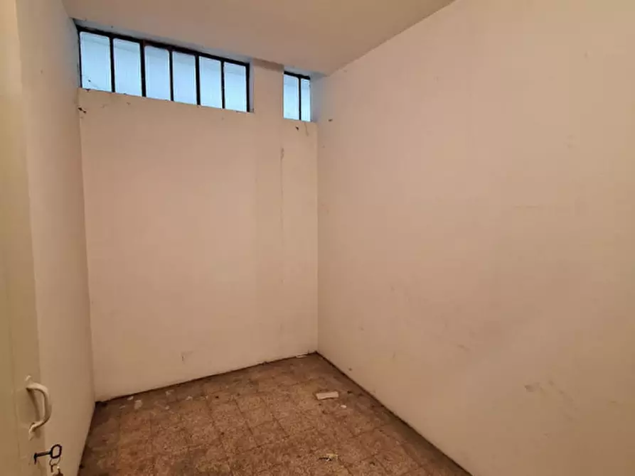 Immagine 17 di Appartamento in vendita  in Via Jean Henri Dunant a Rovigo