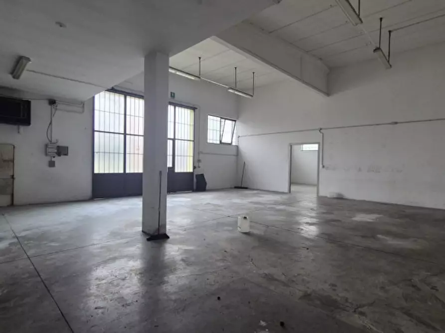 Immagine 5 di Capannone industriale in affitto  in VIA ARCHIMEDE 248 a Soliera