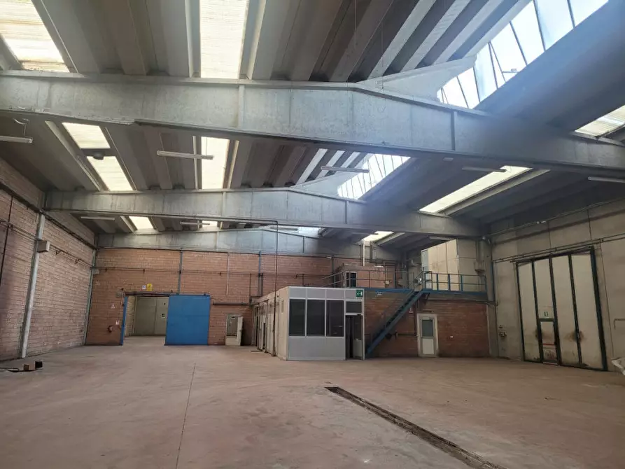 Immagine 3 di Capannone industriale in affitto  a Fiorano Modenese