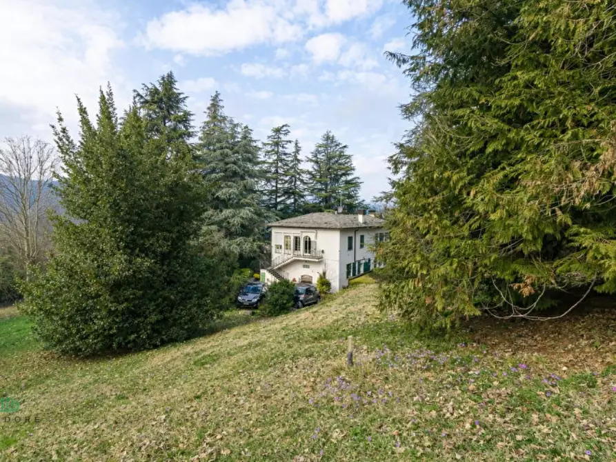 Immagine 4 di Casa bifamiliare in vendita  in Via Belvedere a Pianoro