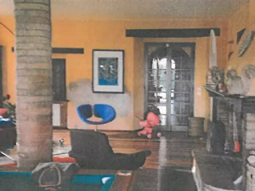 Immagine 3 di Villa in vendita  in Località Cannelle a Fano