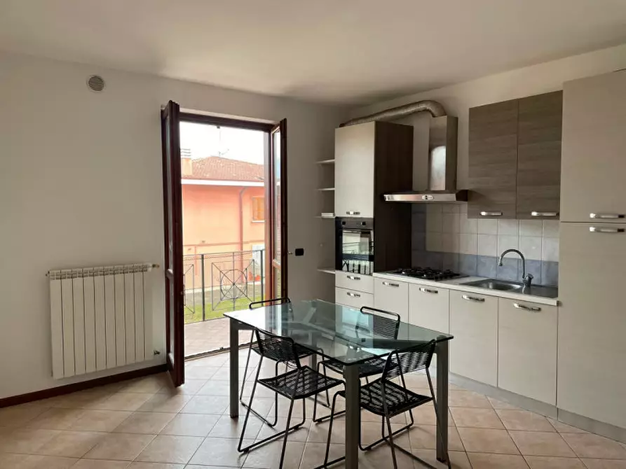 Immagine 3 di Appartamento in vendita  in Via Valle Scura a Castiglione Delle Stiviere