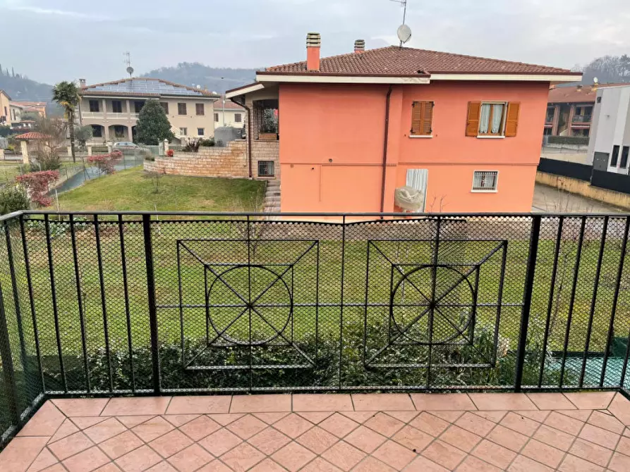 Immagine 5 di Appartamento in vendita  in Via Valle Scura a Castiglione Delle Stiviere