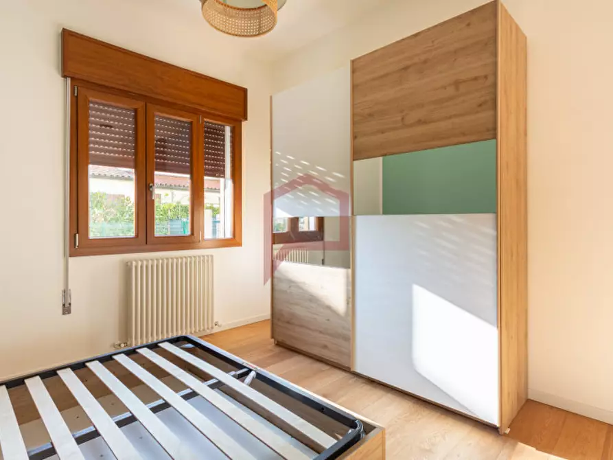 Immagine 11 di Appartamento in affitto  in Zelarino a Venezia