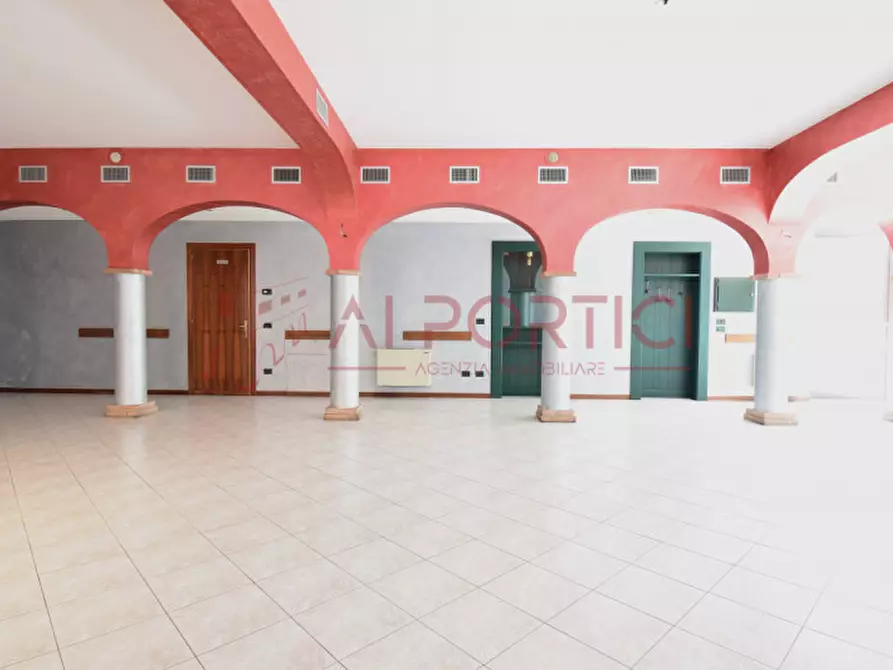 Immagine 7 di Negozio in affitto  in Via Borgo Rossi a Piove Di Sacco