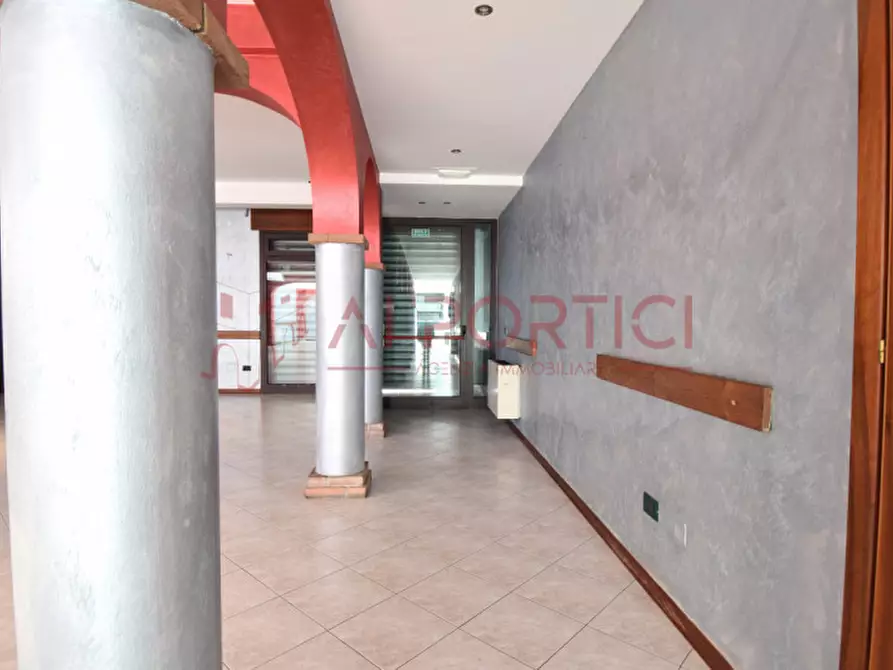 Immagine 8 di Negozio in affitto  in Via Borgo Rossi a Piove Di Sacco