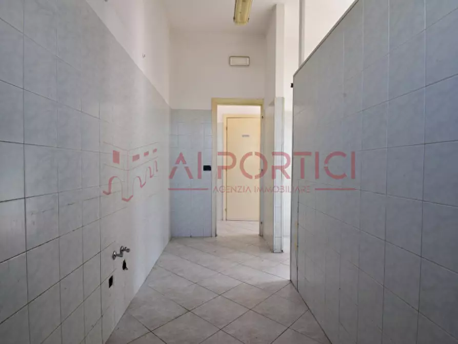 Immagine 14 di Negozio in affitto  in Via Borgo Rossi a Piove Di Sacco