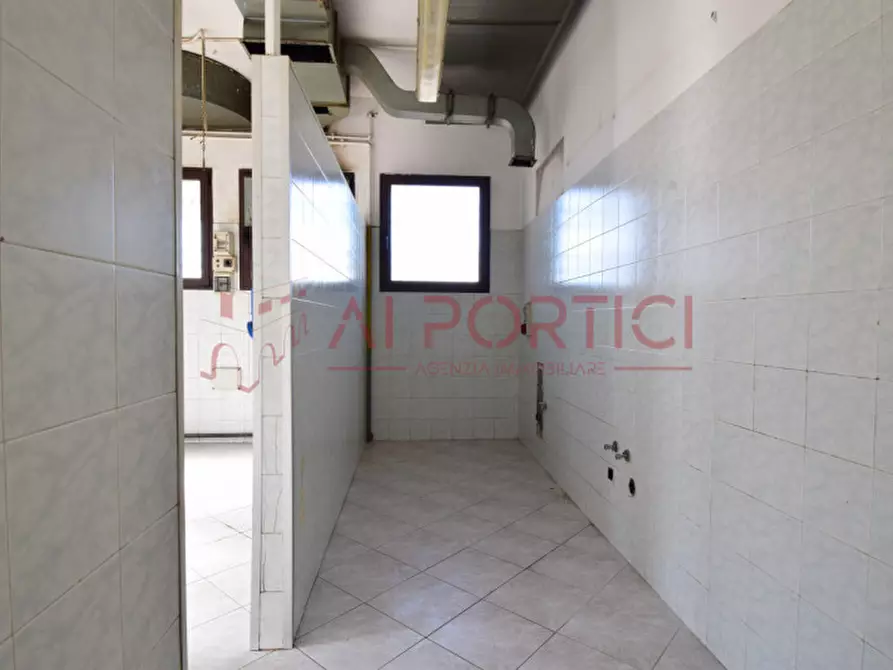 Immagine 15 di Negozio in affitto  in Via Borgo Rossi a Piove Di Sacco