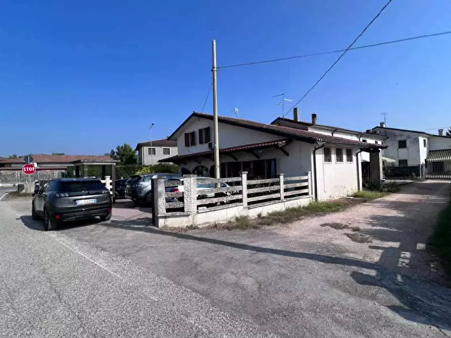 Immagine 1 di Capannone industriale in vendita  in VIA RICCADONNA 1 a Zevio