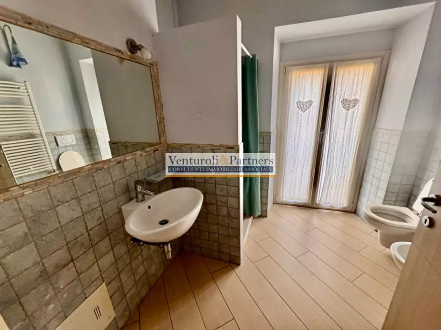 Immagine 2 di Appartamento in vendita  in Via Galetti a Padenghe Sul Garda