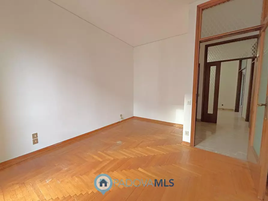 Immagine 15 di Appartamento in vendita  in VIA SANT'OSVALDO a Padova