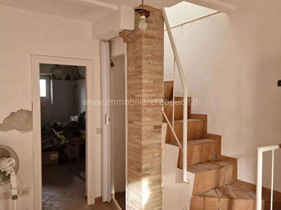 Immagine 1 di Casa indipendente in vendita  a Montepulciano