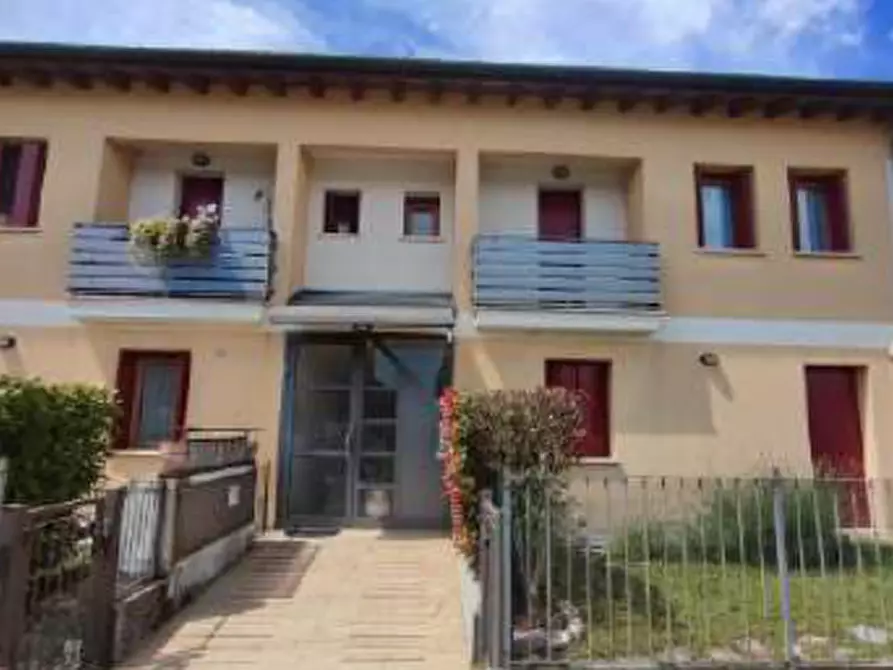 Immagine 1 di Appartamento in vendita  in Via Don Antonio Carlo Massara, 17 a Crocetta Del Montello