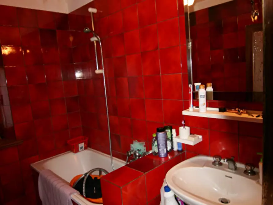 Immagine 8 di Casa indipendente in vendita  a Sinalunga