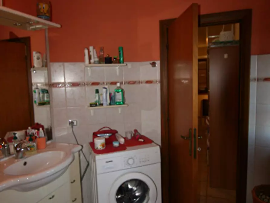 Immagine 19 di Casa indipendente in vendita  a Sinalunga