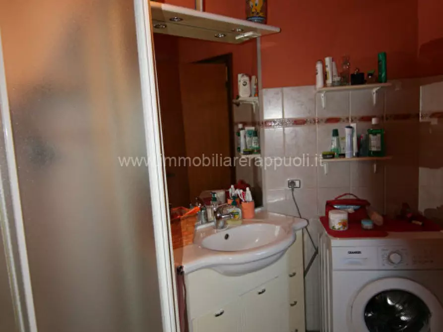 Immagine 21 di Casa indipendente in vendita  a Sinalunga