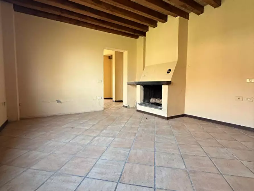 Immagine 21 di Casa bifamiliare in vendita  in Via Martiri della Liberazione, 78 a Parma