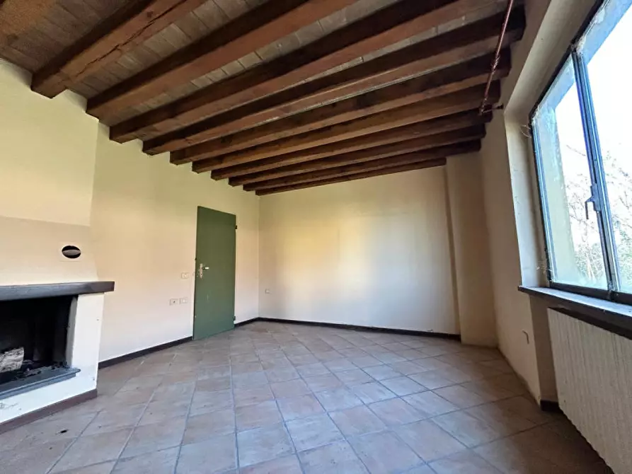 Immagine 29 di Casa bifamiliare in vendita  in Via Martiri della Liberazione, 78 a Parma