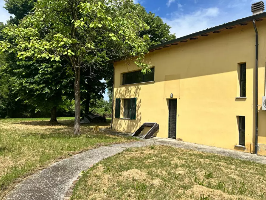 Immagine 9 di Casa bifamiliare in vendita  in Via Martiri della Liberazione, 78 a Parma