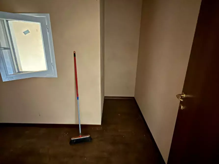 Immagine 11 di Casa bifamiliare in vendita  in Via Martiri della Liberazione, 78 a Parma