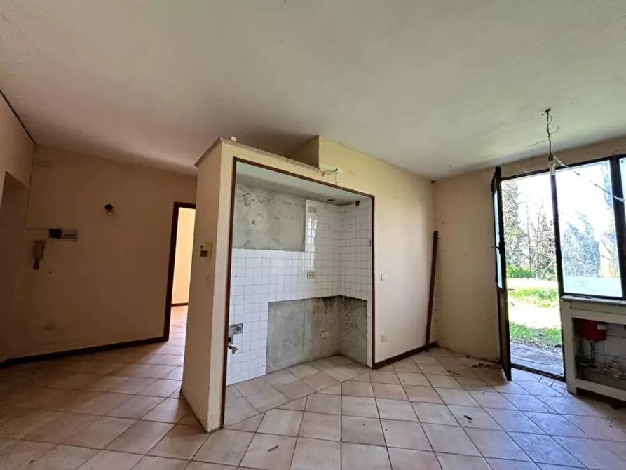 Immagine 17 di Casa bifamiliare in vendita  in Via Martiri della Liberazione, 78 a Parma