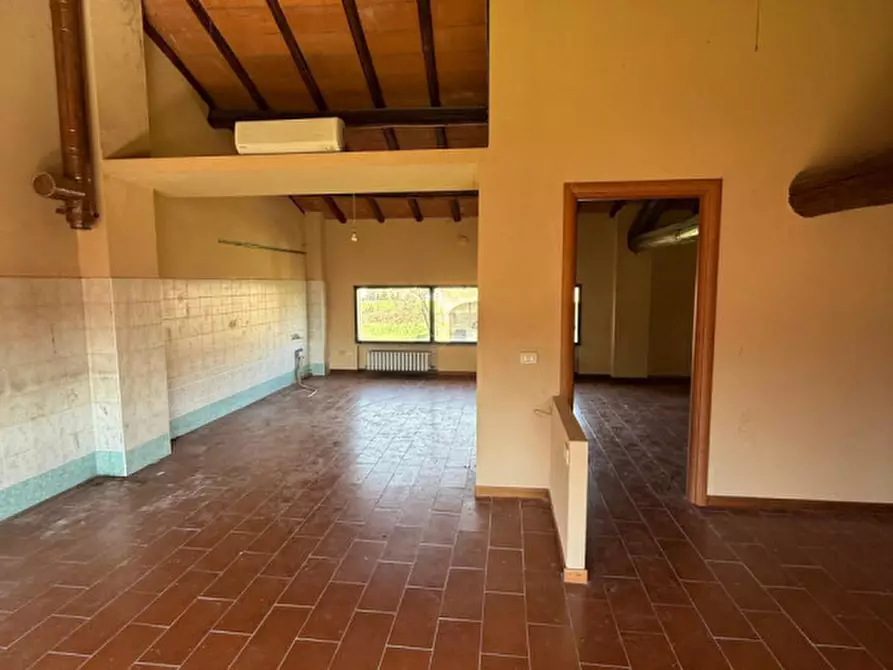 Immagine 25 di Casa bifamiliare in vendita  in Via Martiri della Liberazione, 78 a Parma