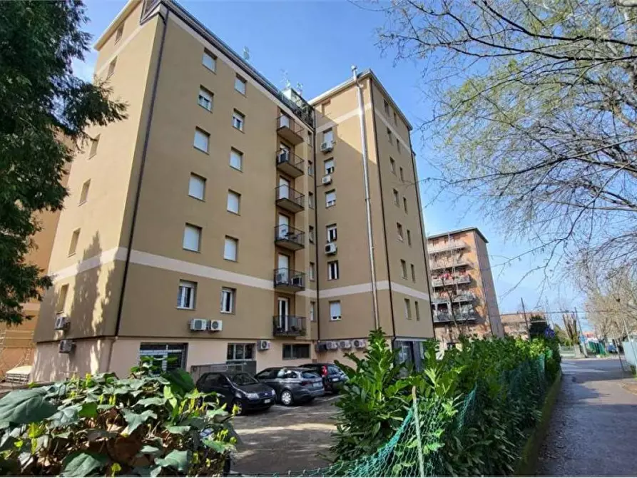 Immagine 7 di Camera in affitto  in Viale Antonio Gramsci, 372 a Modena