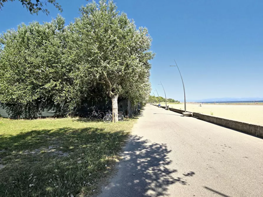 Immagine 15 di Terreno in vendita  in Via Monfalcone - Località Sacca dei Moreri, N. snc a Grado