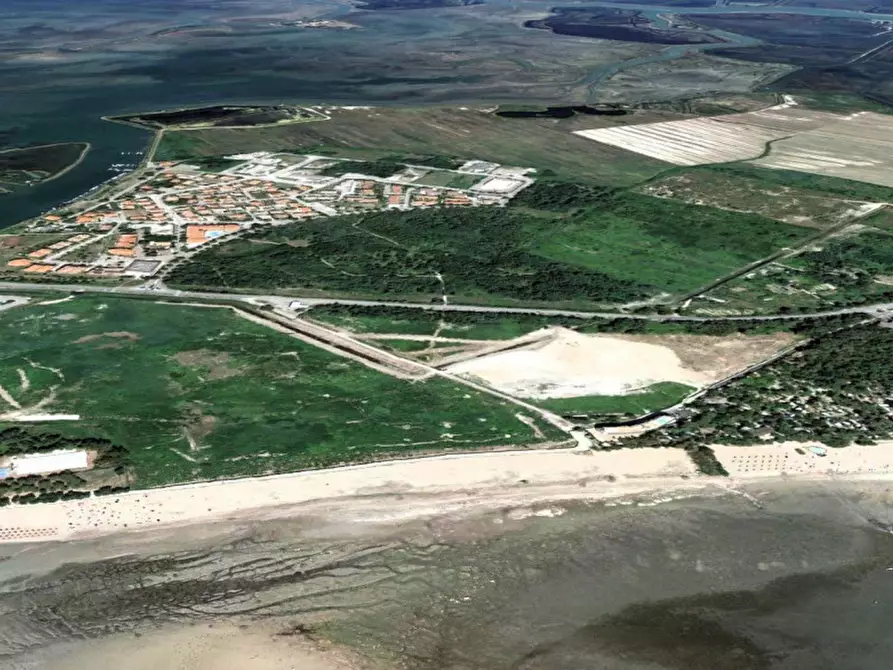 Immagine 17 di Terreno in vendita  in Via Monfalcone - Località Sacca dei Moreri, N. snc a Grado