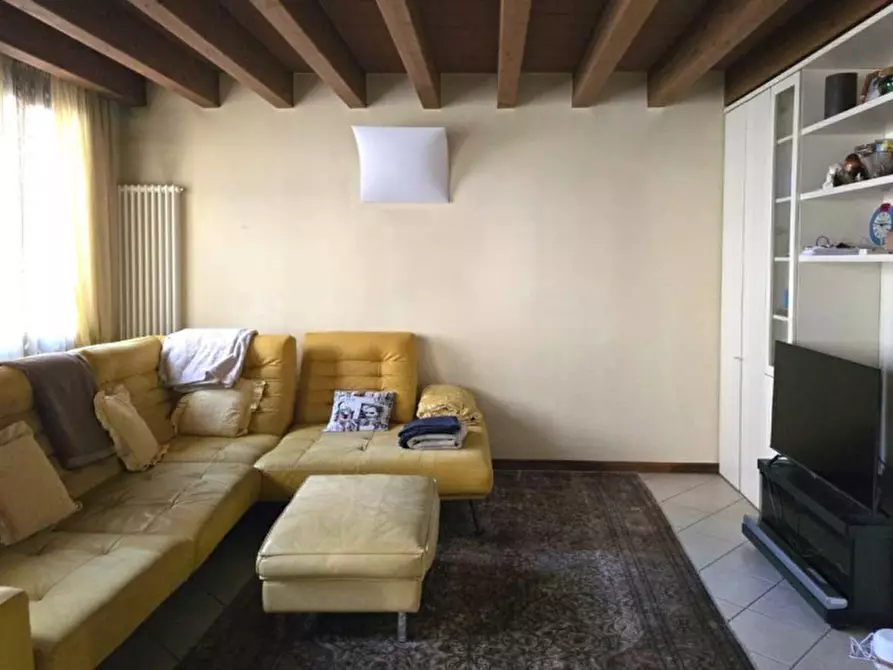 Immagine 3 di Ufficio in vendita  in Via Cisalpina, 16, 36071 Arzignano VI, Italia a Arzignano