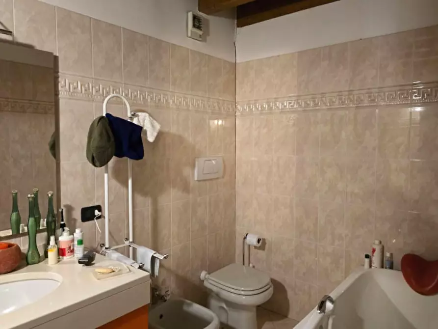 Immagine 5 di Ufficio in vendita  in Via Cisalpina, 16, 36071 Arzignano VI, Italia a Arzignano