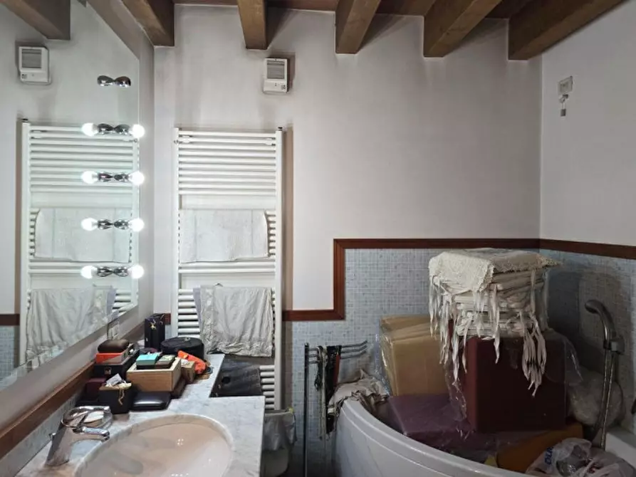 Immagine 9 di Ufficio in vendita  in Via Cisalpina, 14, 36071 Arzignano VI, Italia a Arzignano