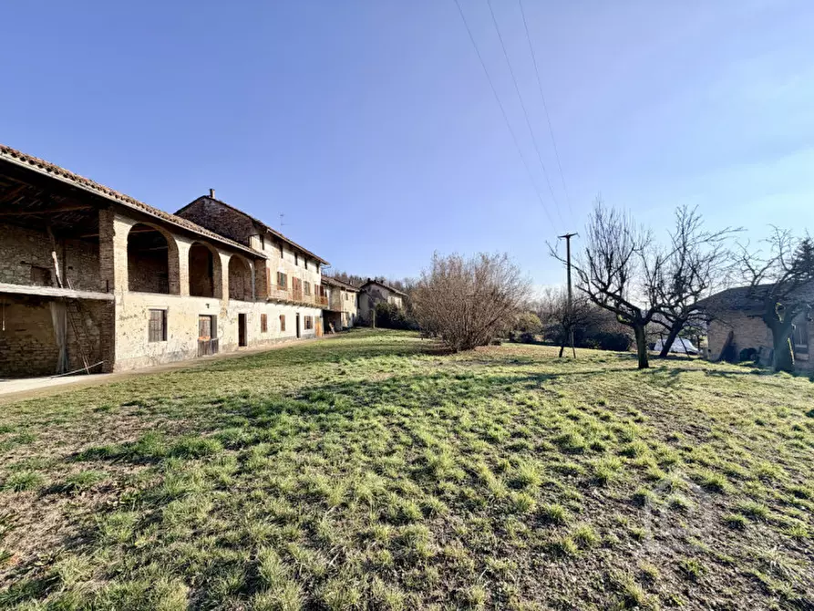 Immagine 17 di Rustico / casale in vendita  in Strada Monsimone 6 a Cocconato