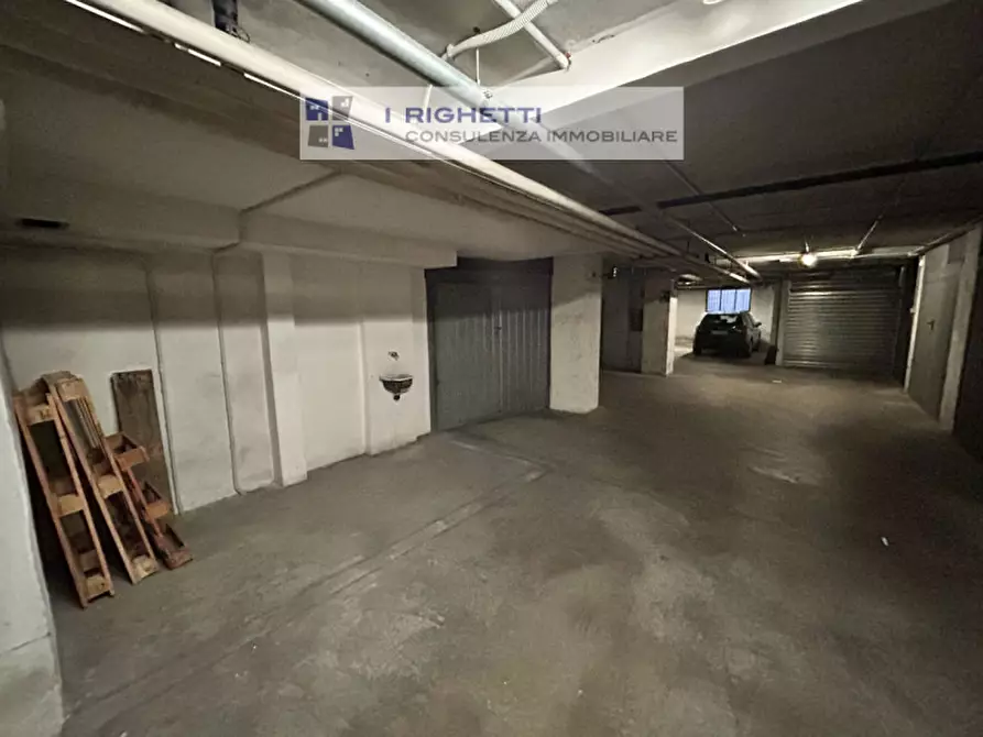 Immagine 6 di Posto auto in vendita  in Via Vasco de Gama a Verona