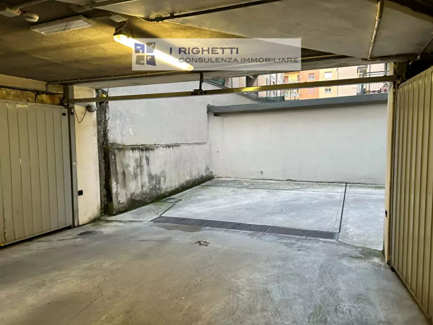 Immagine 9 di Posto auto in vendita  in Via Vasco de Gama a Verona