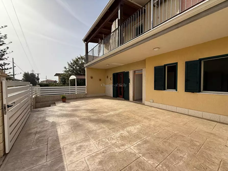 Immagine 13 di Casa bifamiliare in vendita  a Modica