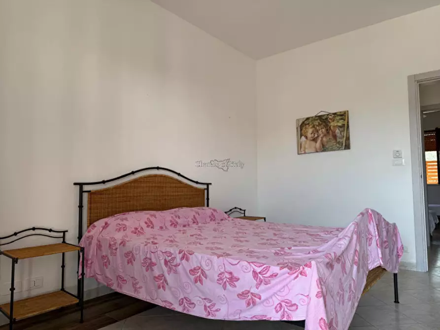 Immagine 17 di Casa bifamiliare in vendita  a Modica