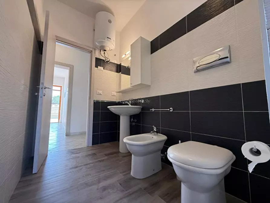 Immagine 31 di Casa bifamiliare in vendita  a Modica