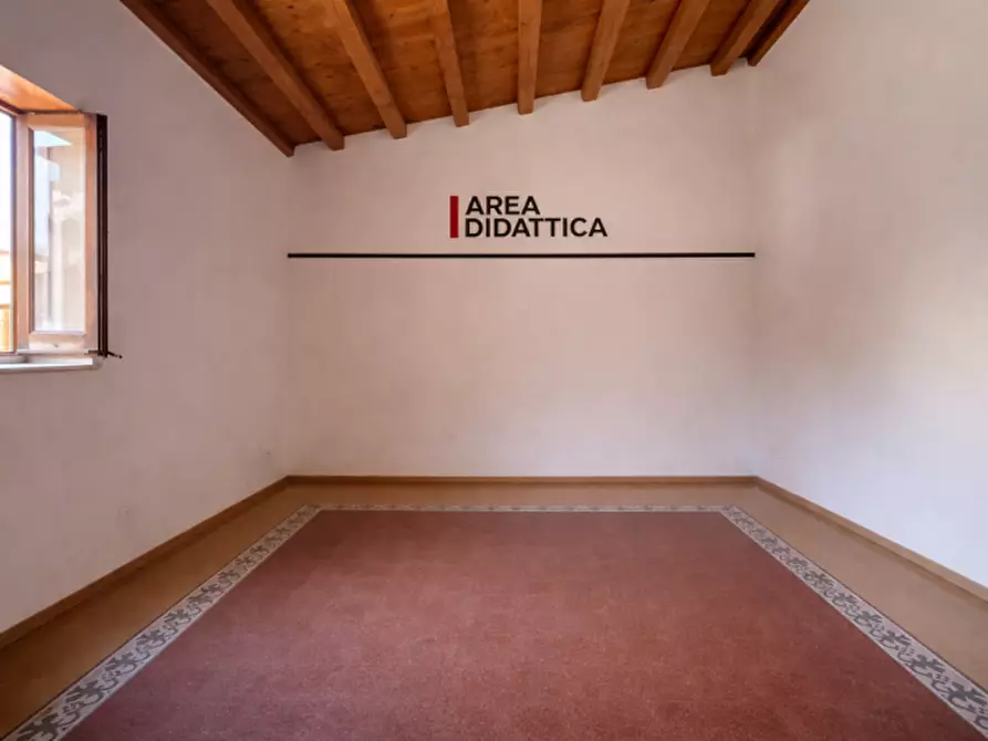 Immagine 8 di Casa indipendente in vendita  in Vicolo Chiazzese 8-10-18 a Palermo