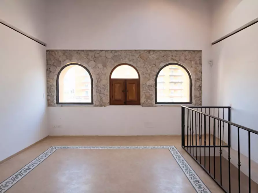 Immagine 13 di Casa indipendente in vendita  in Vicolo Chiazzese 8-10-18 a Palermo