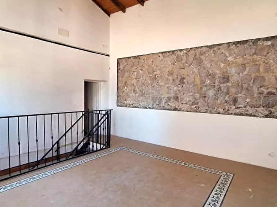 Immagine 17 di Casa indipendente in vendita  in Vicolo Chiazzese 8-10-18 a Palermo