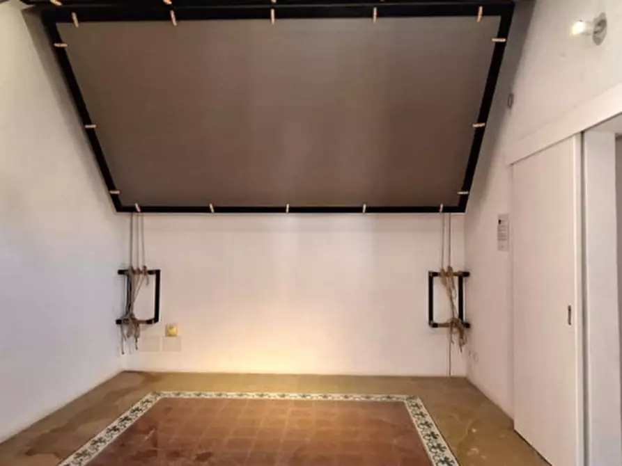 Immagine 32 di Casa indipendente in vendita  in Vicolo Chiazzese 8-10-18 a Palermo