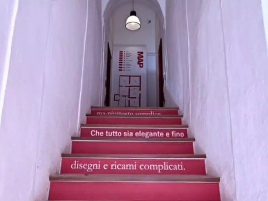 Immagine 36 di Casa indipendente in vendita  in Vicolo Chiazzese 8-10-18 a Palermo