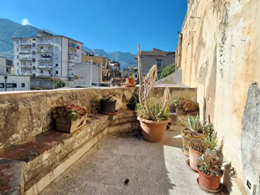 Immagine 41 di Casa indipendente in vendita  in Vicolo Chiazzese 8-10-18 a Palermo