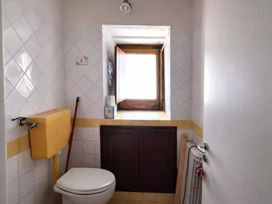 Immagine 43 di Casa indipendente in vendita  in Vicolo Chiazzese 8-10-18 a Palermo