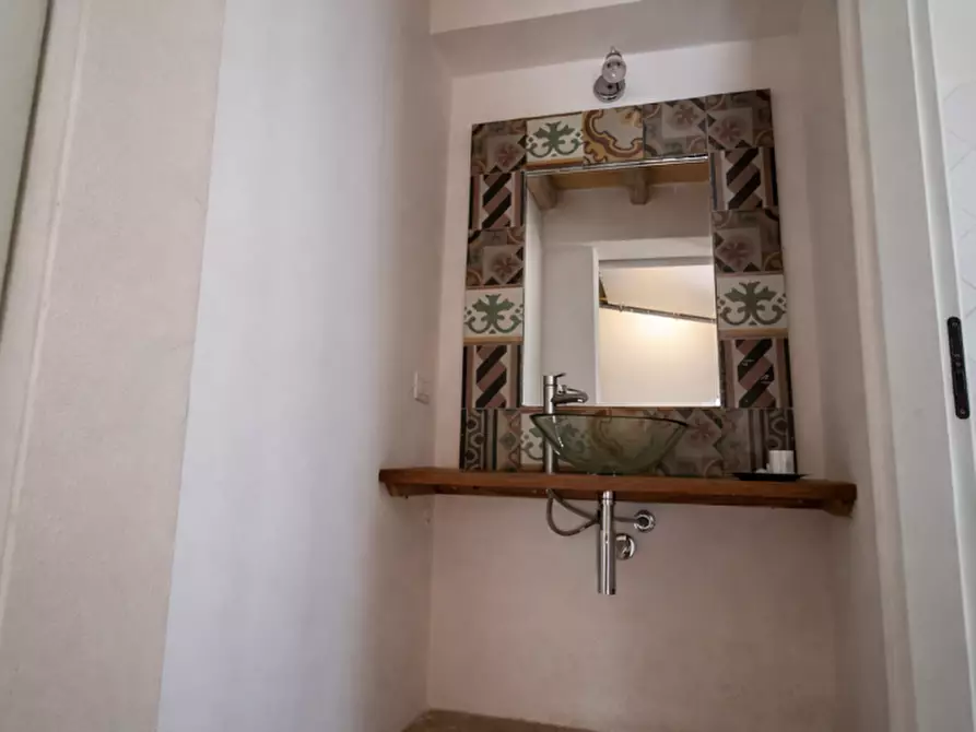 Immagine 44 di Casa indipendente in vendita  in Vicolo Chiazzese 8-10-18 a Palermo