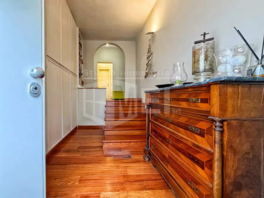 Immagine 22 di Appartamento in vendita  in Piazza Cappiello 7 a Livorno